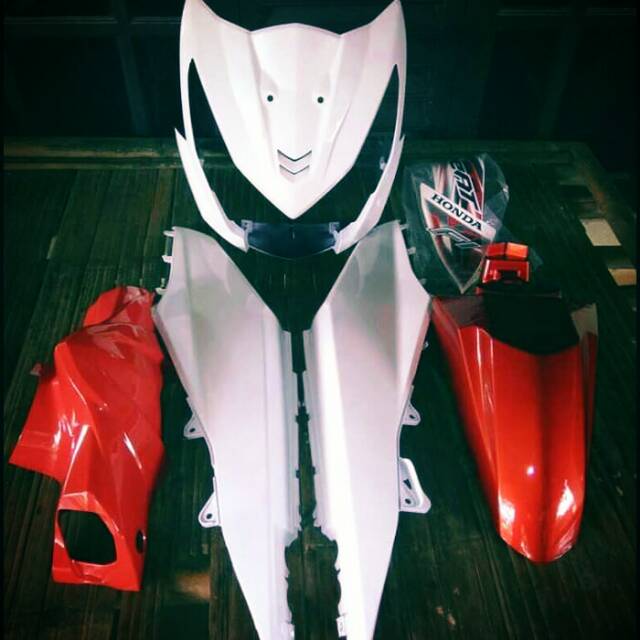 Full body halus honda beat fi esp merah putih