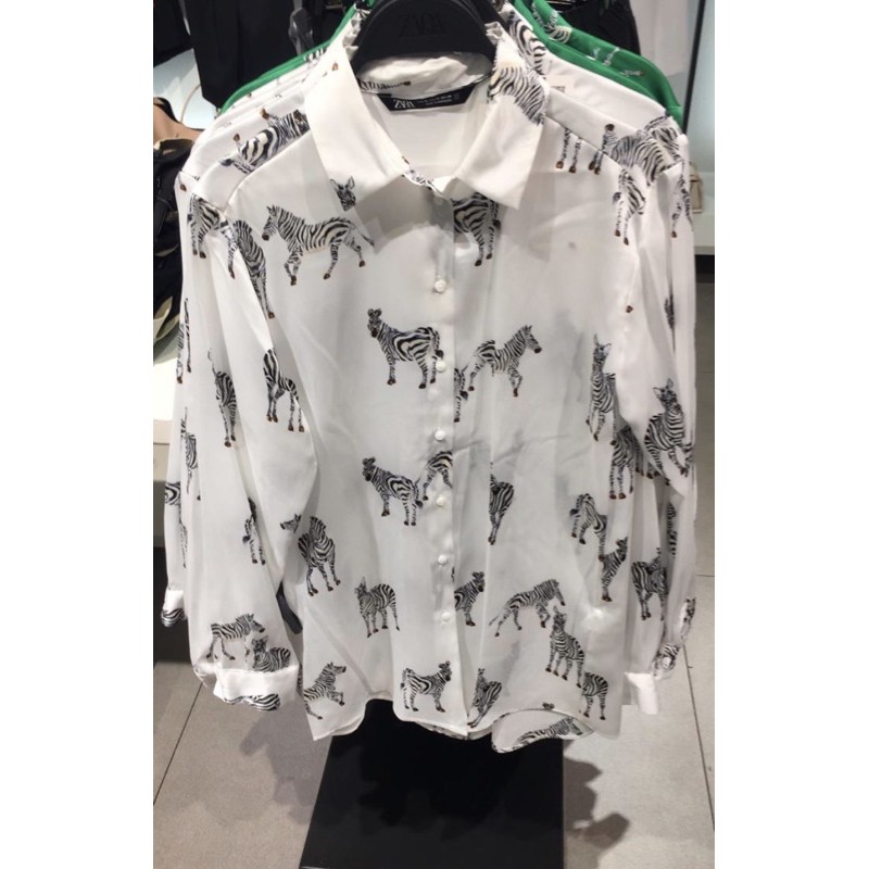 ZARA WHITE ZEBRA SHIRT AND DENIM FOR WOMAN