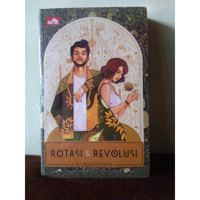 Crowdstroia - Rotasi & Revolusi