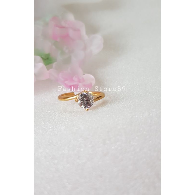 cincin fashion impor titanium Baru bestseller bestquality titanium emas permata putih fashion