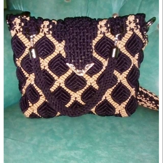 Tas talikur daun tutup kecil