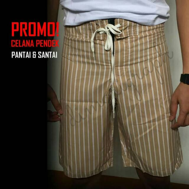 CELANA PENDEK PANTAI SURFING SEHARI HARI 3/4 KRISNA OLEH OLEH BALI
