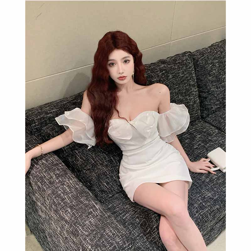 gaun gaya korea off-the-shoulder bengkak tulle bow tube top dress sexy ruffled one-shoulder white ba