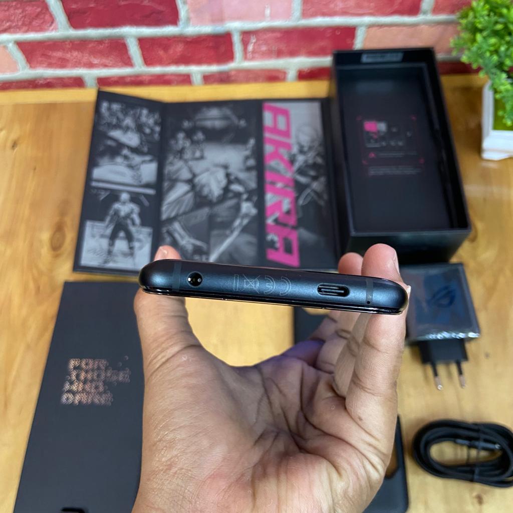 Asus ROG Phone 5s 8/128GB Black Super Mulus Garansi resmi Tam