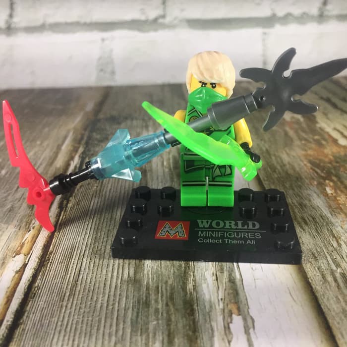 mainan anak laki lego bentuk super hero lengkap dgn bermacam senjata