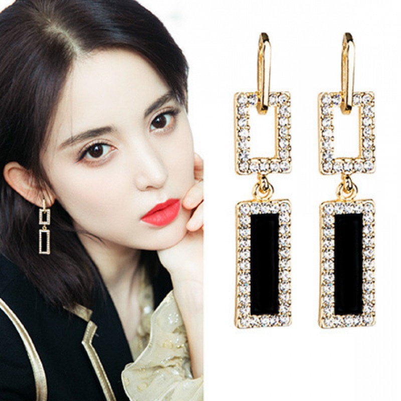 Pribadi Korea dingin gaya stud anting-anting wanita panjang geometri persegi panjang hitam drip meng