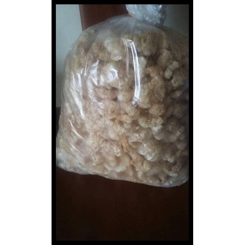 

HOT SALE krupuk kulit babi /rambak babi/kerupuk kulit babi 500G terjamin