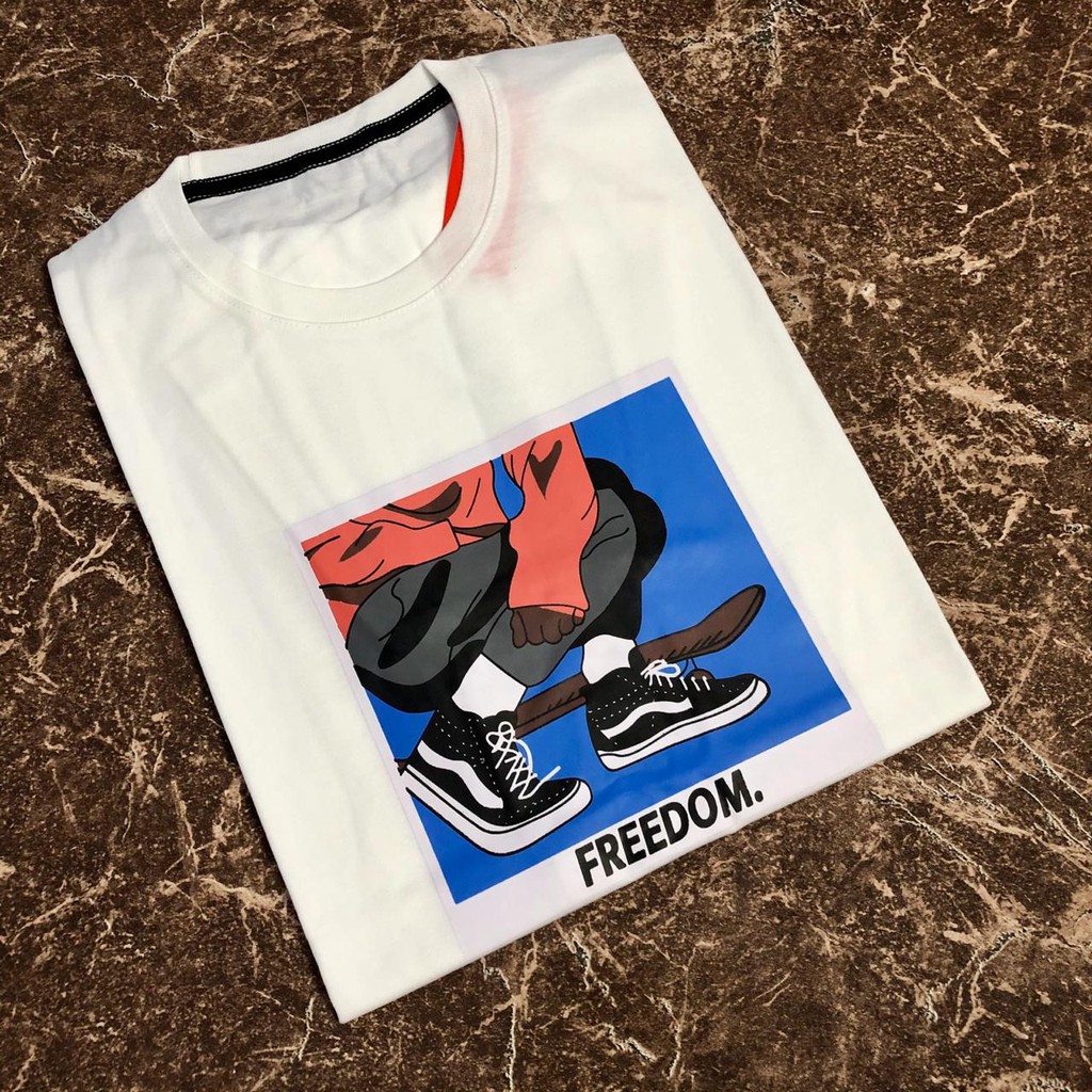 Kaos murah Kaos distro murah baju  distro pria t-shirt murah combed30s freedom sepatu