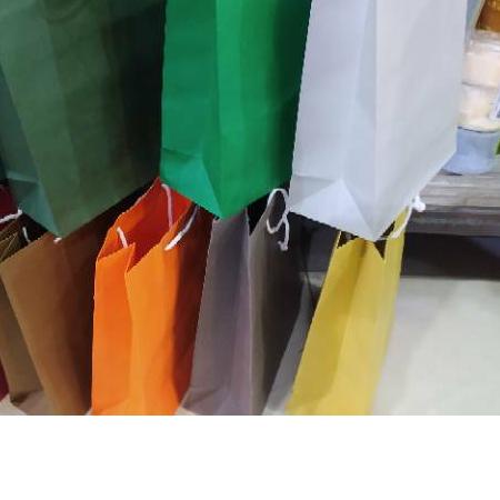 

● Paper bag buku warna warni/ dan /12pcs ☻