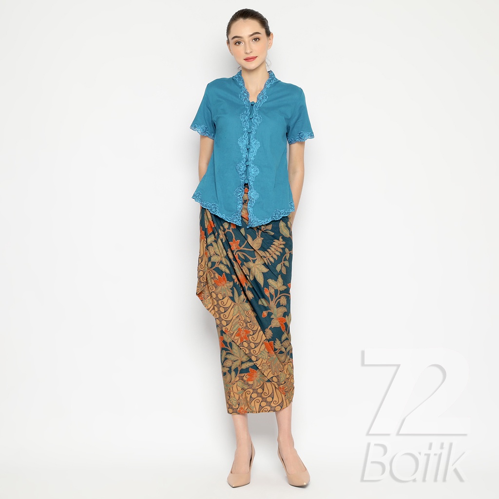 ROK BATIK SPAN Skirt Lilit Kebaya Instan Modern Wanita Motif Kembang Warna Biru 724007 Cap 72 - Rok Batik Lilit Bawahan Skirt Kamen Kebaya Songket Batik Panjang Plisket Span Instan Jadi Bali Lembaran Premium Modern Untuk Wanita Kondangan