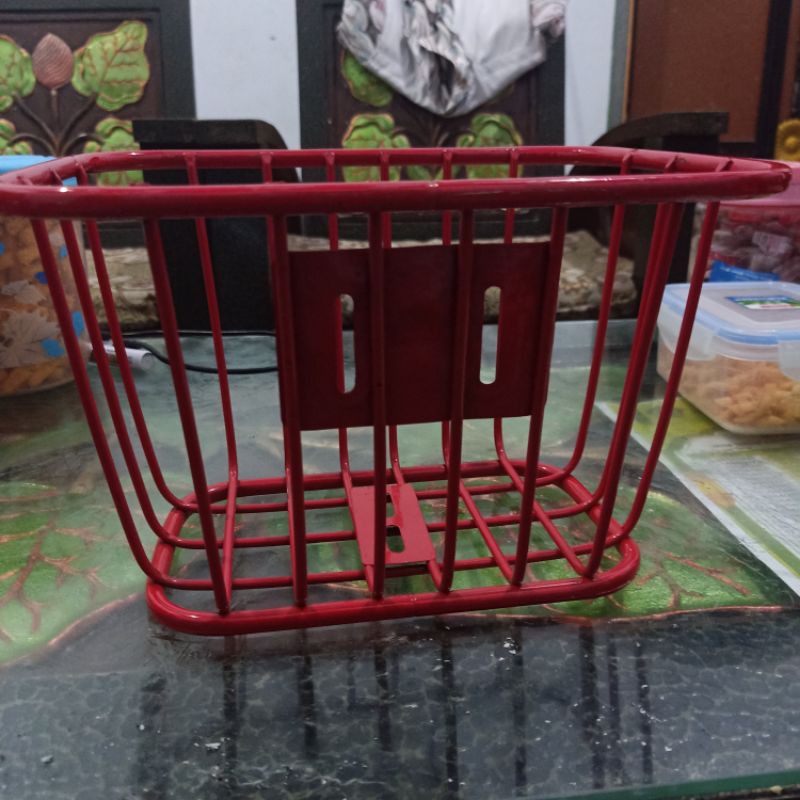 Keranjang Sepeda Minion, Lipat