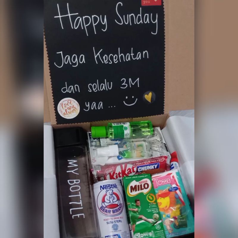 

HAMPERS ULTAH KADO PACAR CEWEK GIFT BOX VALENTINE SNACK COKLAT MURAH WISUDA NATAL CNY LEBARAN