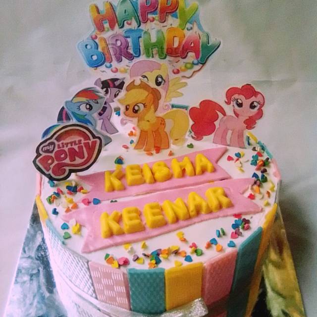 

Cake Little Pony. Bulat 22 cm