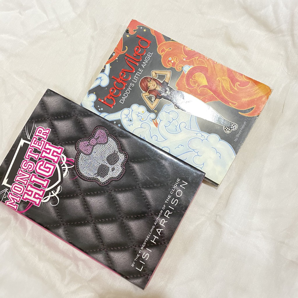 Monster High - Buku RemajaImport)