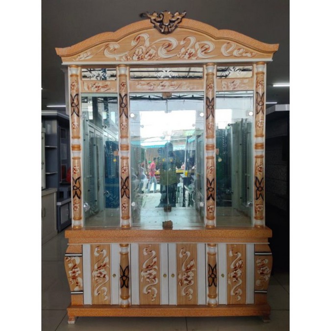 pajangan kristal / lemari kristal / buffet kristal/ hiasan kristal