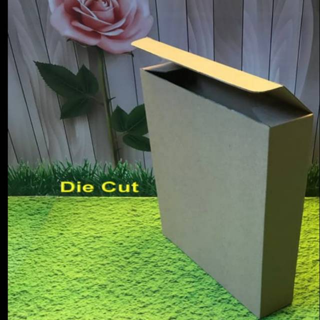 

kardus bingkai 22x5x23