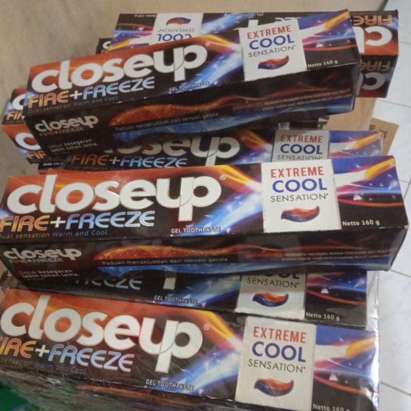 Pasta gigi Closeup Fire + Freeze 160gr