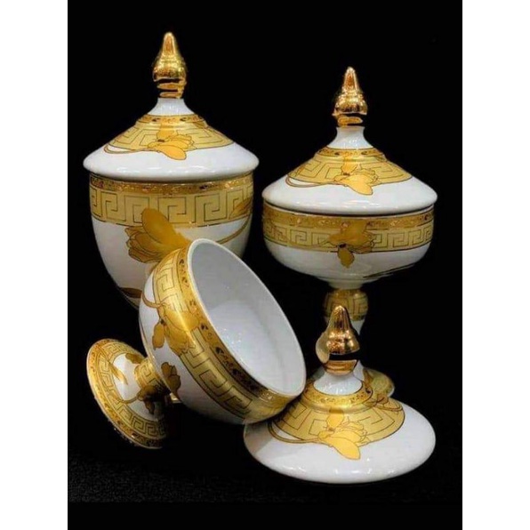 Toples Piala Vicenza