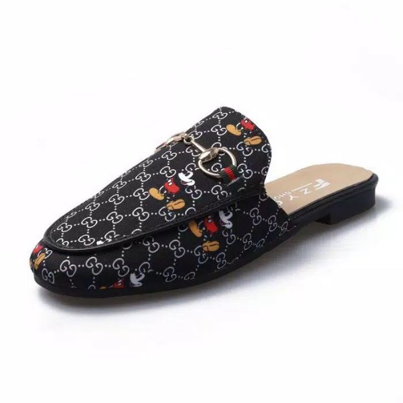 Slip on mickey H12