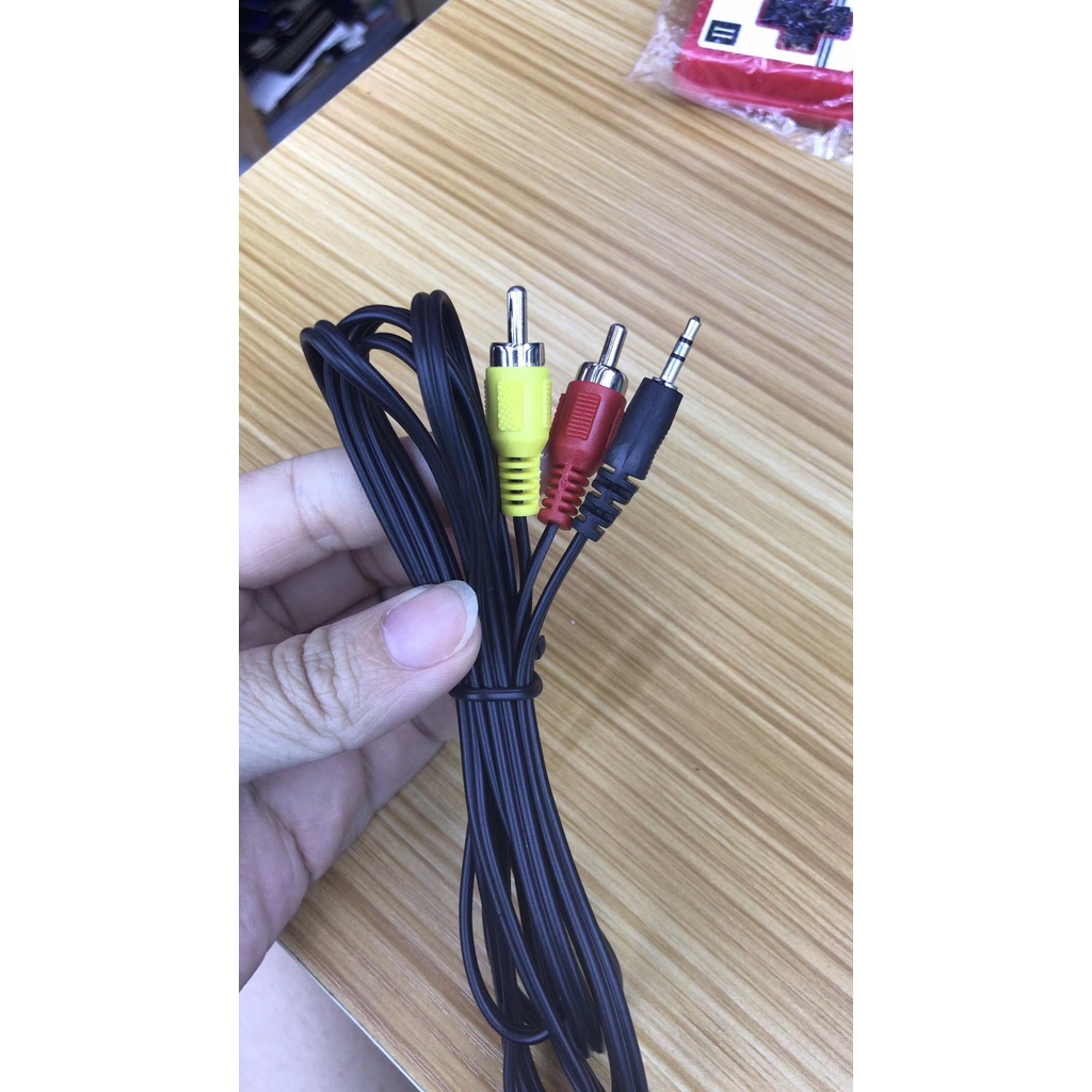 KABEL AUDIO VIDEO 2-1/AV TO RCA/KABEL 2-1 RCA 1.5 METER