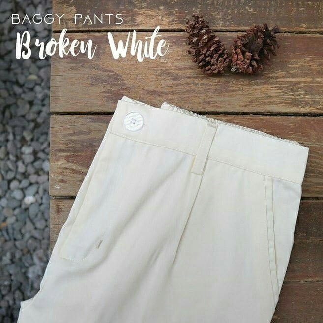  BROKEN  WHITE  BAGGY  PANTS  PREMIUM AMERICAN DRILL SIZE S M 