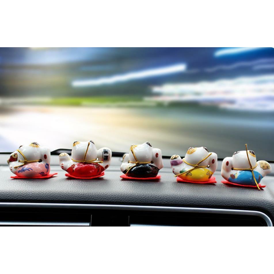 Pajangan Dashboard 5 in 1 Lucky Cat Kucing Hoki Maneki Necko Hiasan Mobil