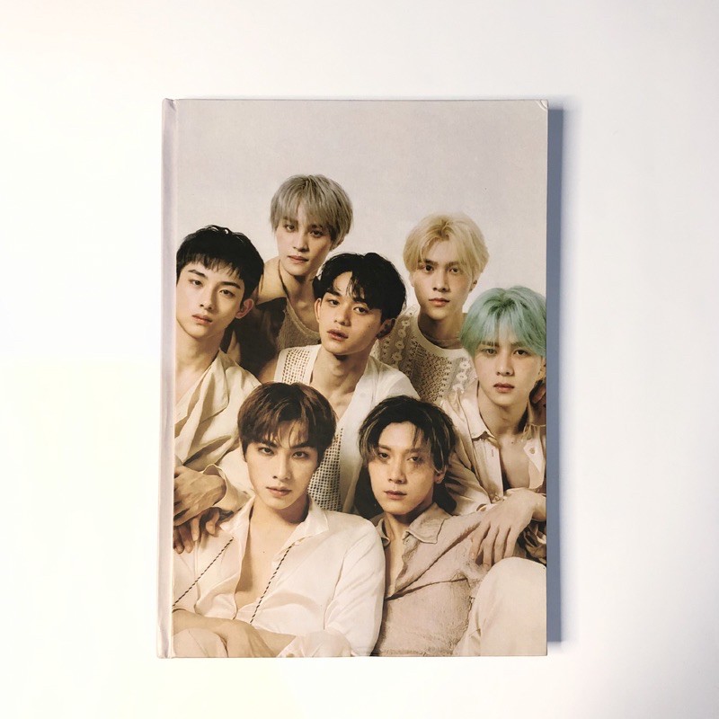 

WAYV SEASON’S GREETINGS SPECIAL NOTEBOOK