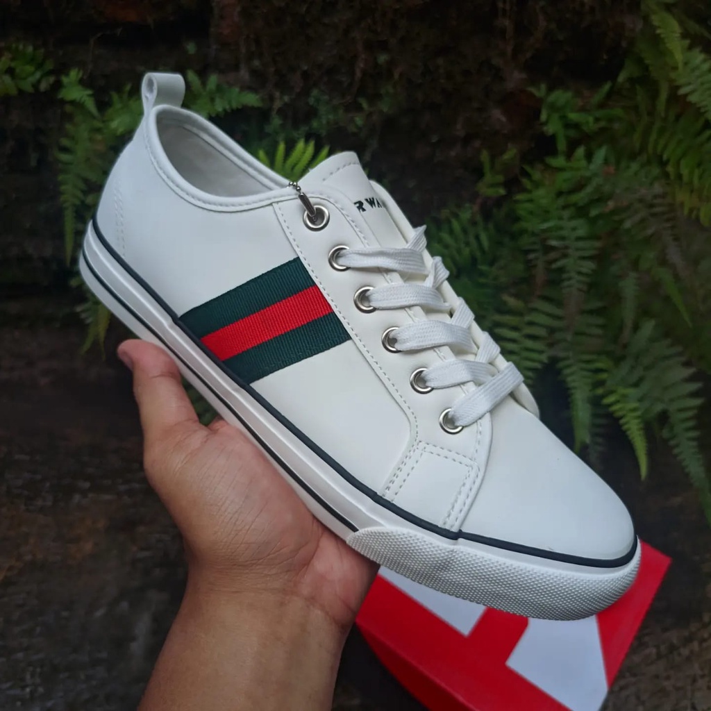 Airwalk Kale & Airwalk nelson