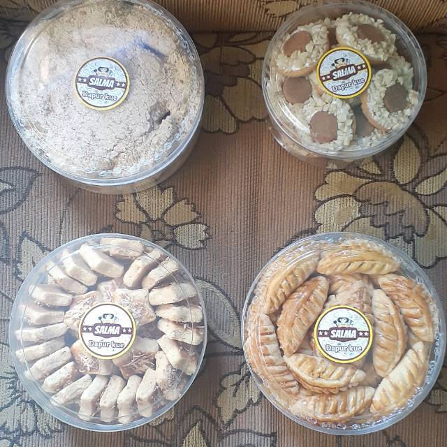 

Kue kering Aneka Varian cocok untuk lebaran dan cemilan sehari hari