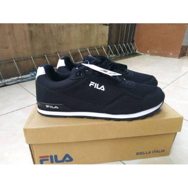 Sepatu Sneakers Casual Pria Fila York Lifestyle Black Original Termurah