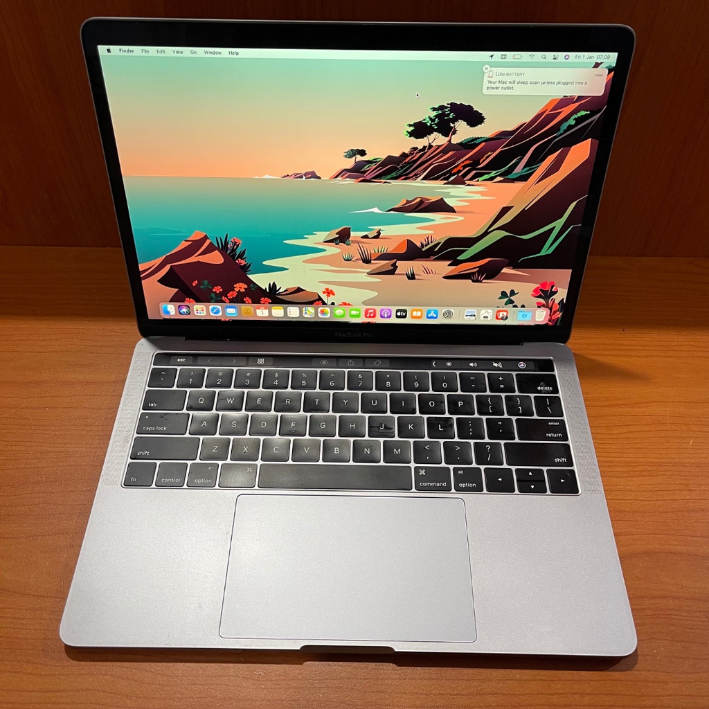 MacBook Pro 13 inch Touchbar 2017 Core i7 3.5 Ram 16 GB SSD 512 GB SECOND