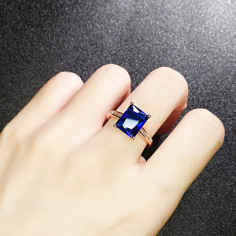 Cincin Berlian Sapphire Mewah Warna Rose Gold