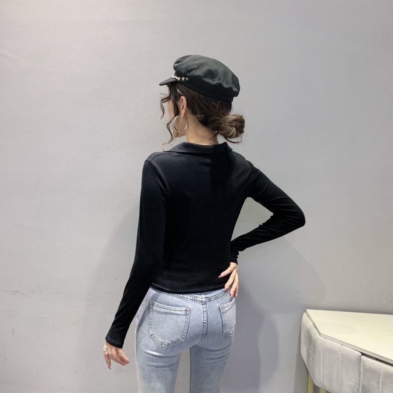 French retro bottoming shirt wanita musim semi dan musim gugur 2022 baru slim fit temperamen pendek Polo collar rajutan top