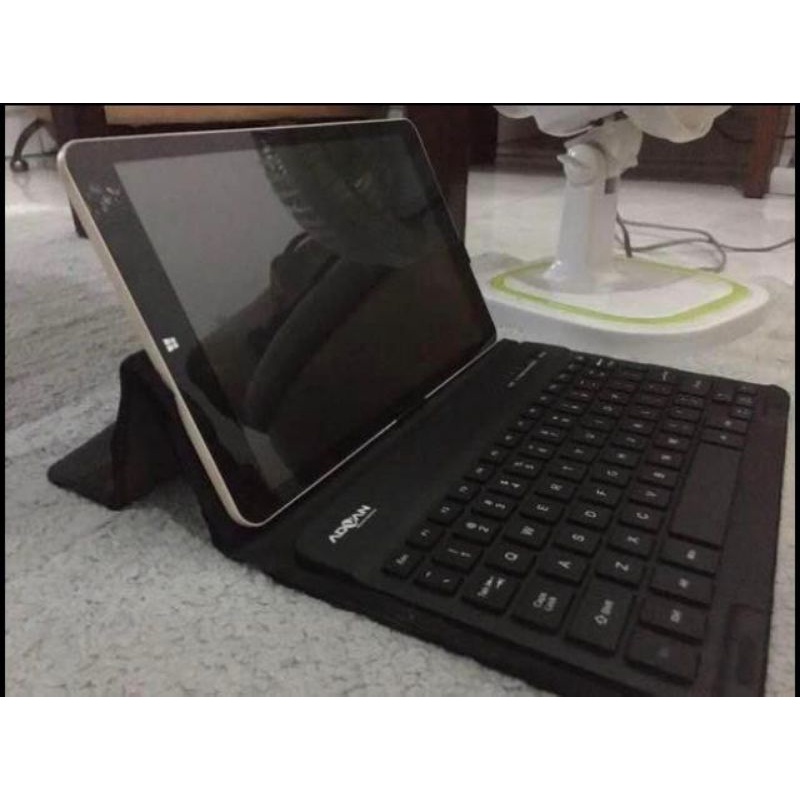 Advan Vanbook 10" Windows 8 + Keyboard