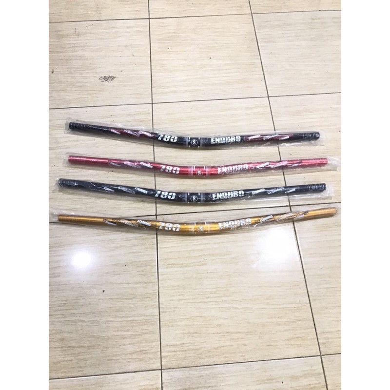 Handlebar strummer Enduro 780