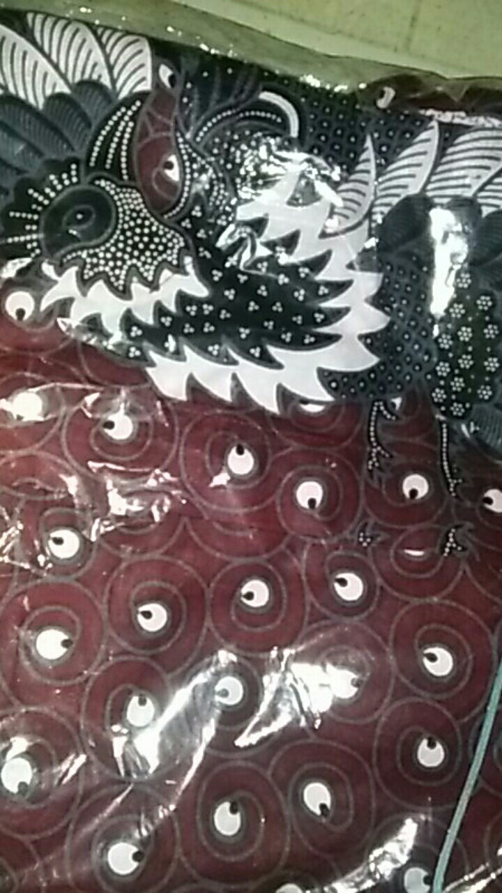 Kemeja Batik Lengan Panjang Slimfit Garuda Maroon Ory Suffa