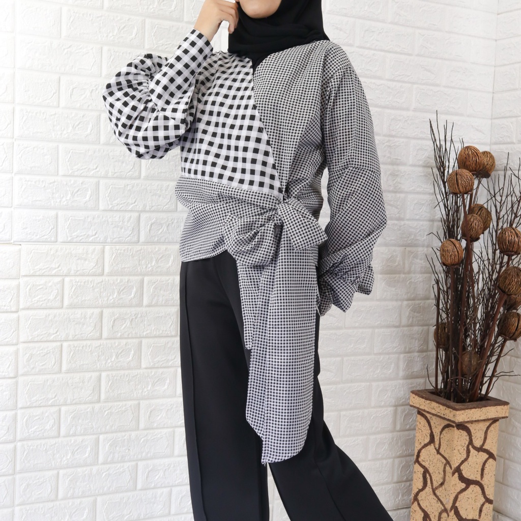 Seilyn top blouse wanita korea - atasan cewek / crop kekinian - blouse kotak kotak