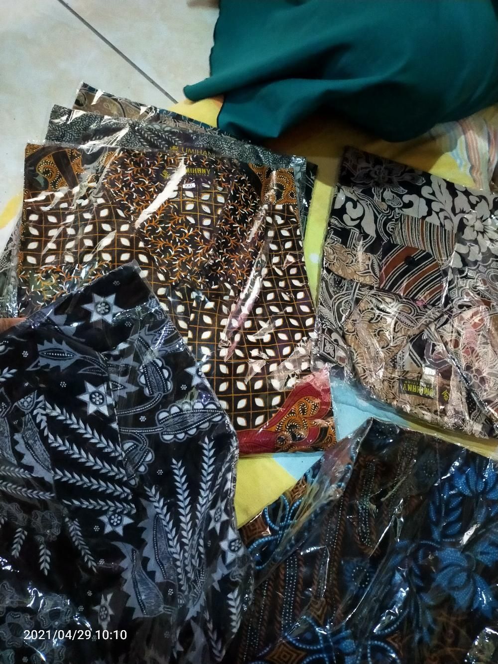 Kemeja Lengan Pendek Cowok