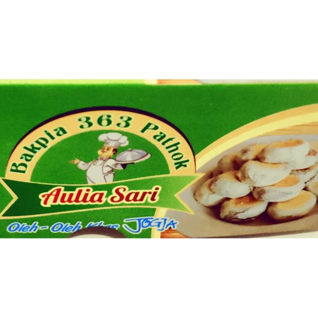 

Bakpia pathok oleh oleh khas jogja