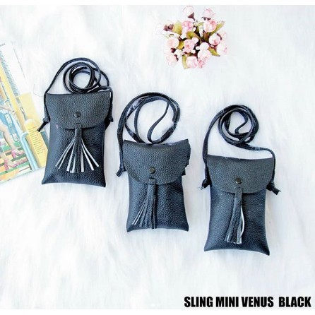 YA 408 - sling bag mini venus