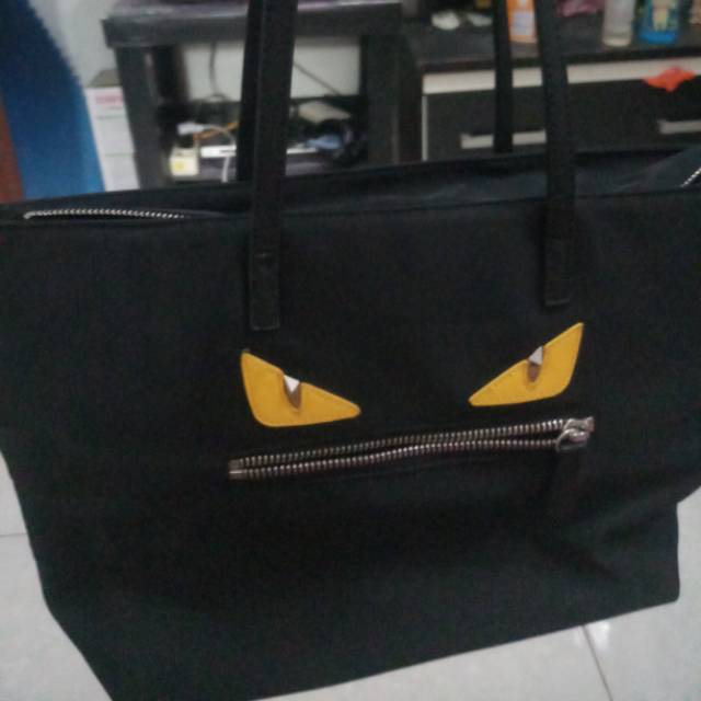Preloved tas fendi hitam