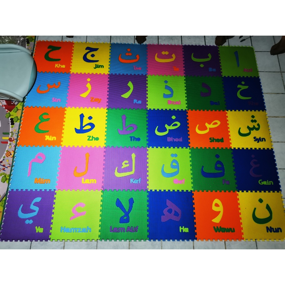 Eva Matras Abjad Hijaiyah Huruf Puzzle Tikar Lantai Varian Warna 30x30x1 cm