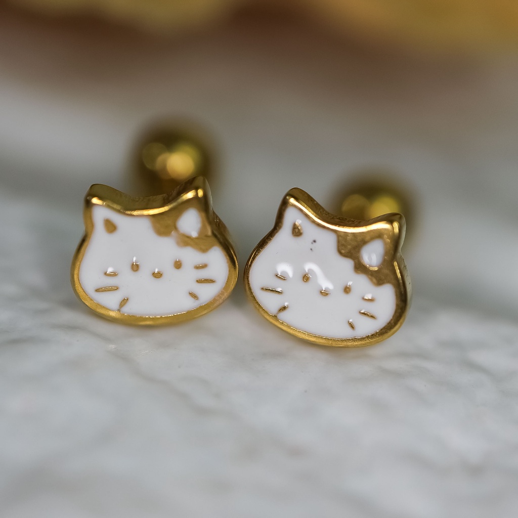 Anting baut kucing titanium korea anti karat - ercassia