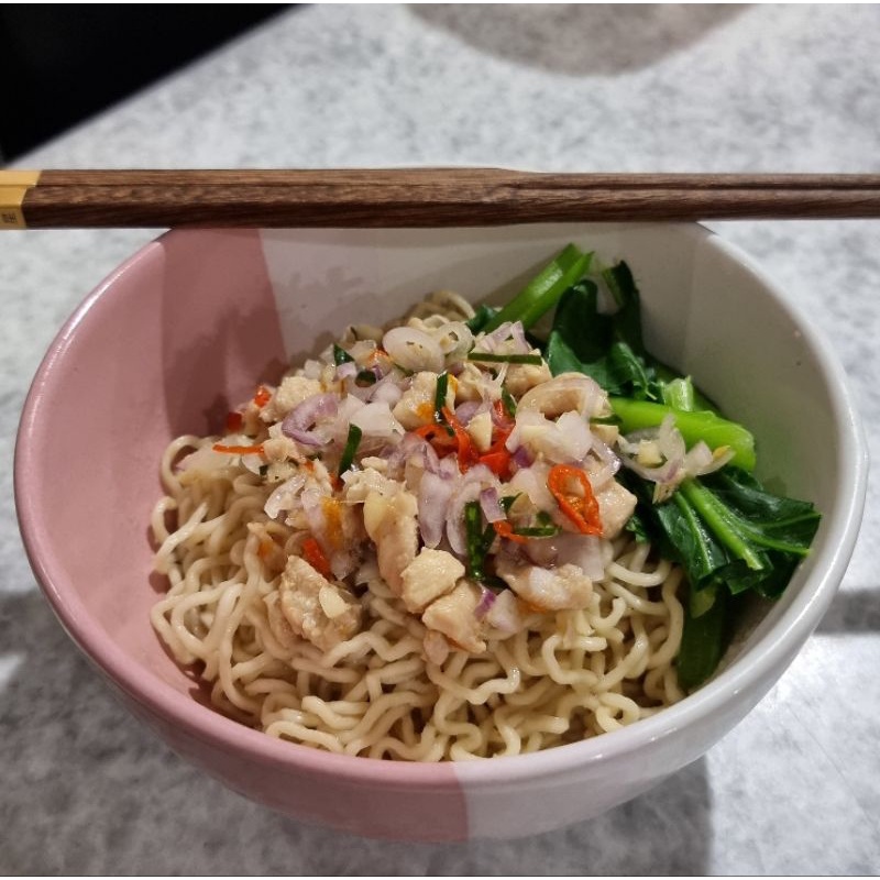 

Mie Ayam Sambal Matah / Mie Ayam / Mie Frozen