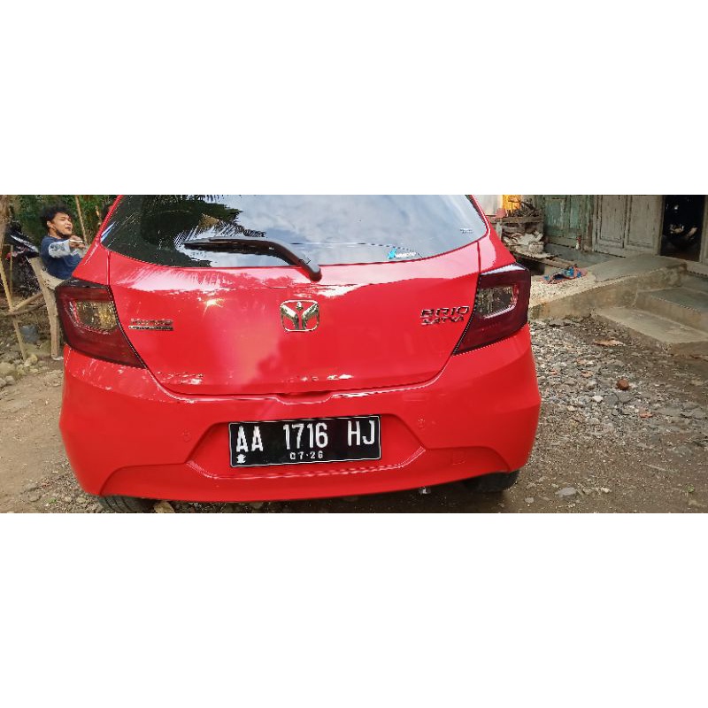 plat mobil variasi akrilik