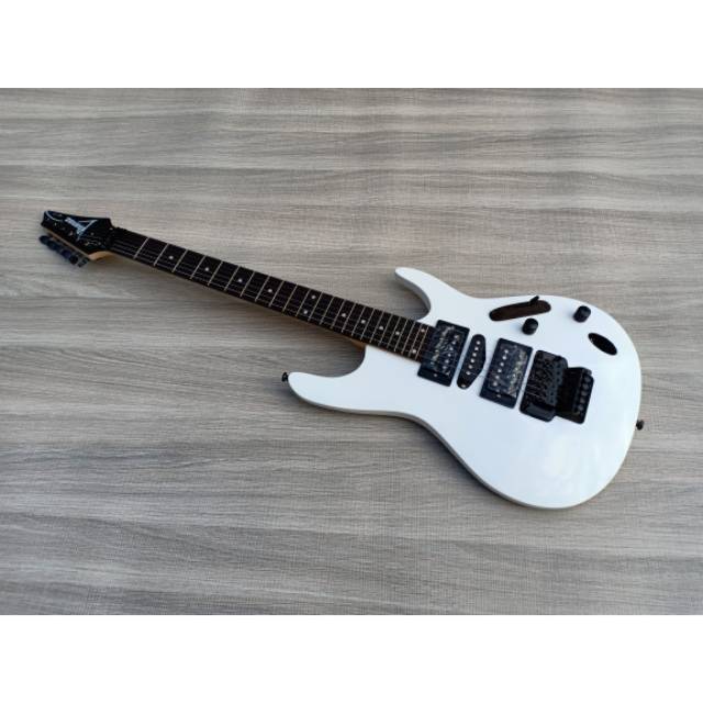 Ibanez S.series Putih