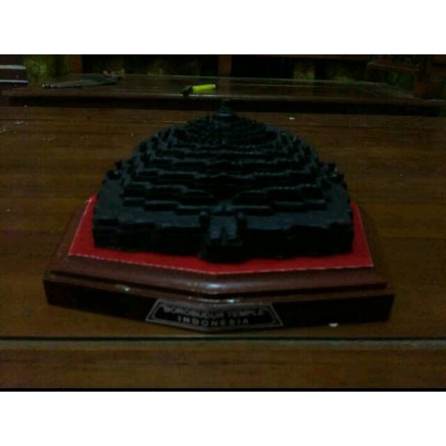 MUSIK-KOTAK- TERMURAH MINIATUR CANDI BOROBUDUR BAHAN BATU CANDI/ SOUVENIR KHAS -KOTAK-MUSIK.