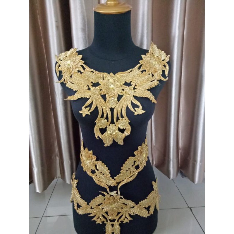 set kebaya 4/bordiran+payet jepang/tempelan di baju