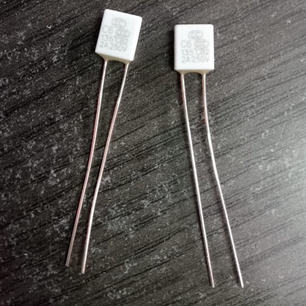 FUSE KIPAS ANGIN 2A 250V 135C-THERMAL FUSE-SEKRING KIPAS ANGIN /FUSE KIPAS 130C THERMOFUSE KIPAS ANG