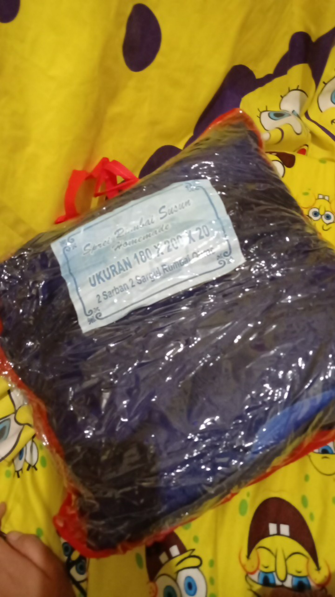 Sprei Rumbai Susun Motif Freya